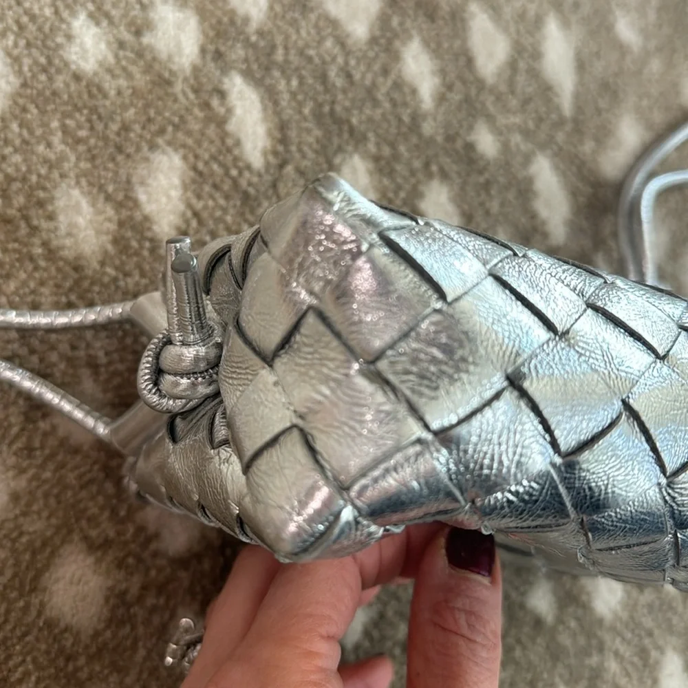 Authentic Bottega Venetta Mini Loop Camera Bag - Picture 2 of 6